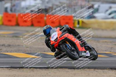 media/Jan-15-2023-SoCal Trackdays (Sun) [[c1237a034a]]/Turn 2 Set 1 (1145am)/